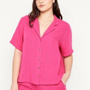 Old Navy Crinkle Gauze Button-Down Short Sleeve Shirt